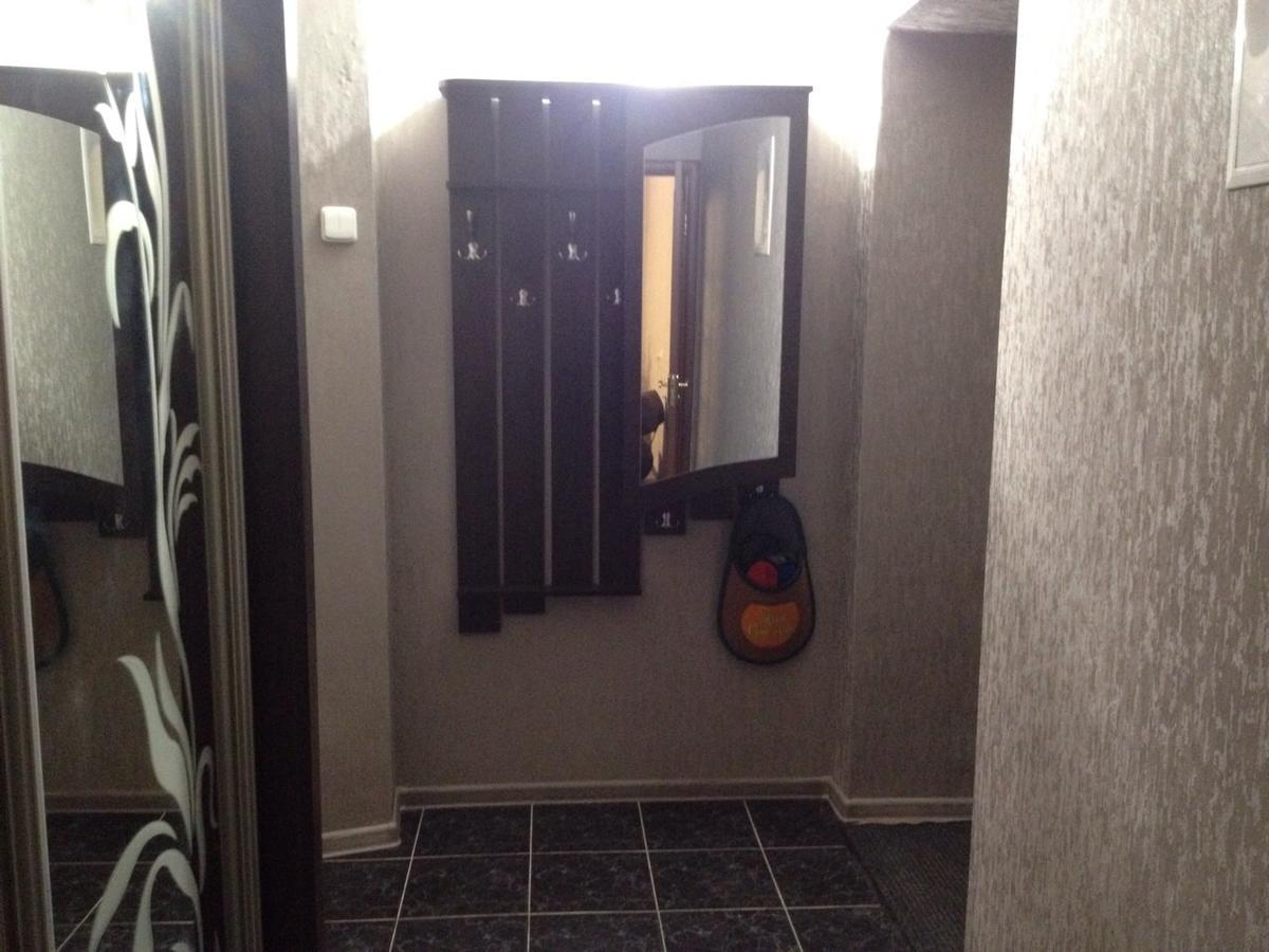 Apartment On Bohdana Gavrilishina Kpi Kiev Luaran gambar